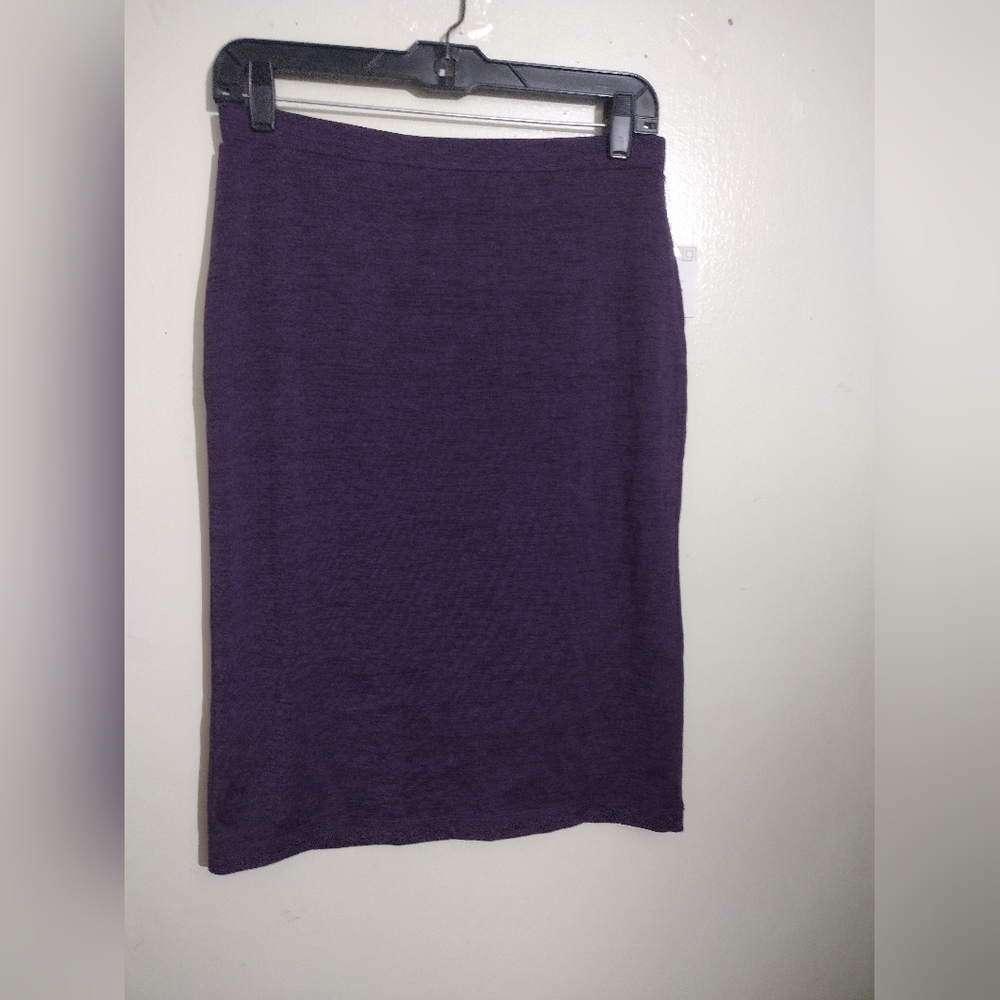 NWT Liz Claiborne Purple Skirt Size M